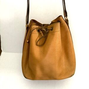 Pre owned Louis Vuitton Leather Bag